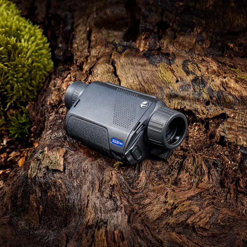 Pulsar AXION XQ30 PRO hőkamerás monokulár